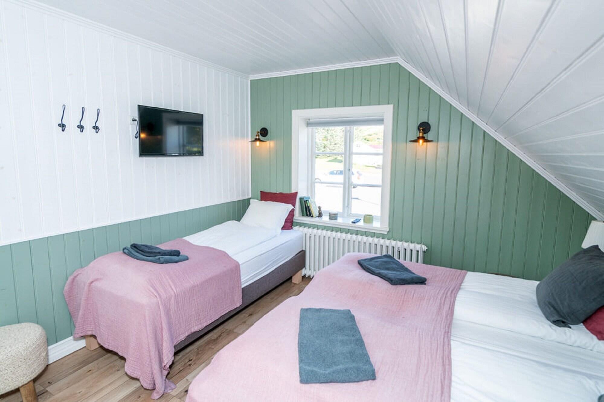 Skyr Guesthouse Хверагерди Екстериор снимка