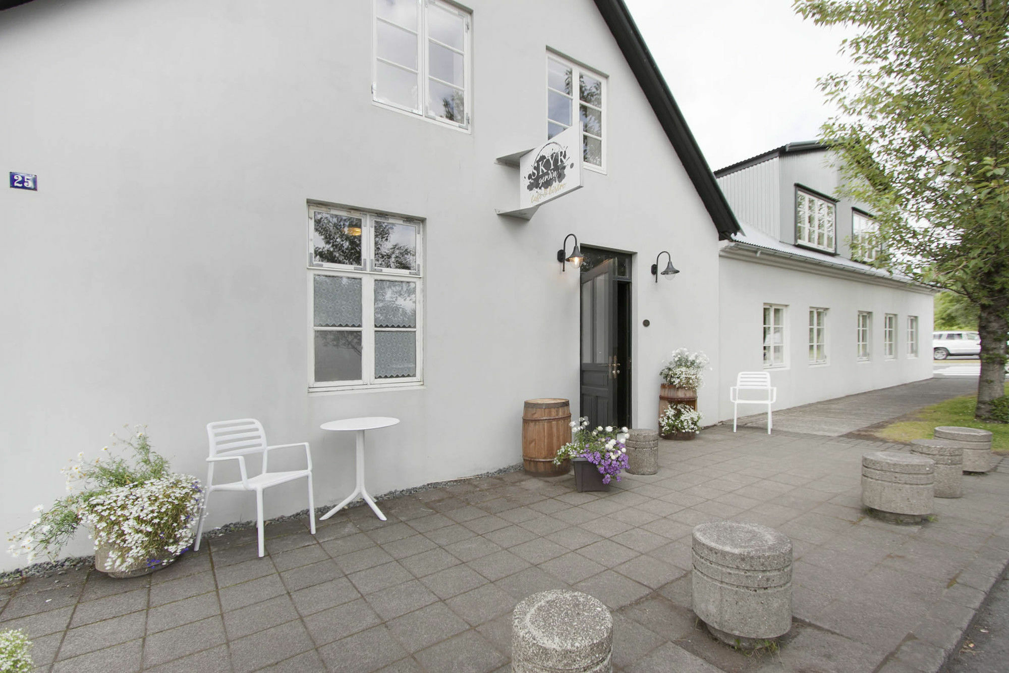 Skyr Guesthouse Хверагерди Екстериор снимка